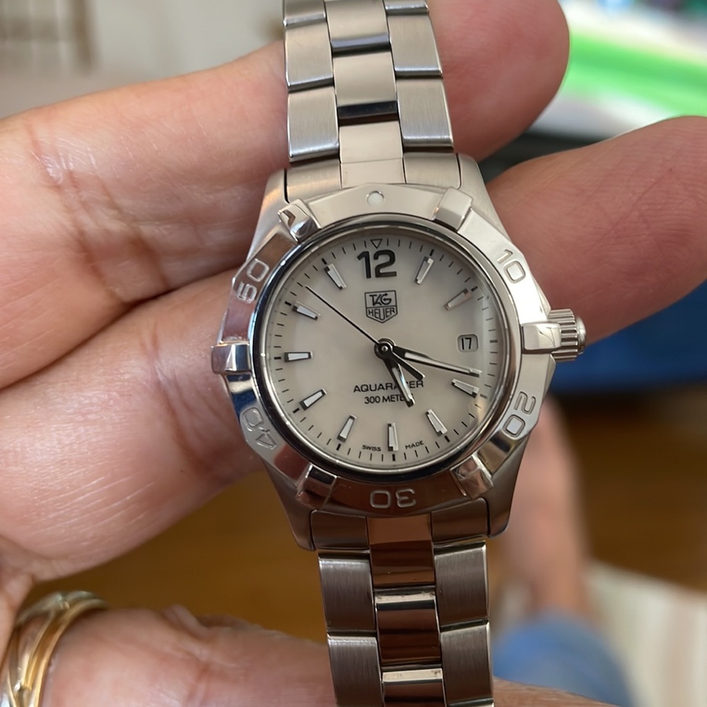 Ladies Tag Heuer Aqua Racer with Mother of Pearl dial